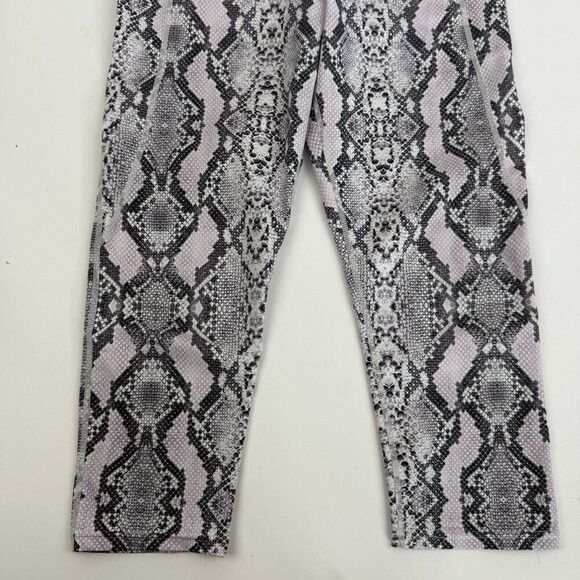 BlackMilk Pink Black Animal Reptile Print Cropped Capri Leggings Sz M Pockets - Picture 4 of 12